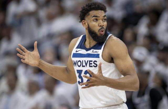 开云体育app-意难平!唐斯被交易震惊 凌晨三点穿狼队球衣训练